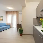 Capinera Hotel apartamentowy Caorle