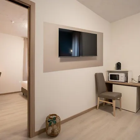 Apartmanhotel Capinera *