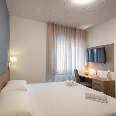 Capinera קאורלה